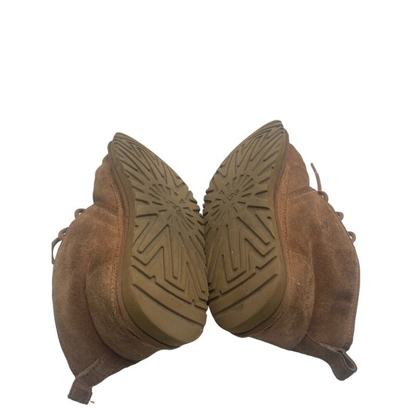 UGG Neumel Suede Womens Sz 11 Men’s Sz 9Chukka Boots Chestnut Brown Lace-Up Logo - Picture 15 of 16